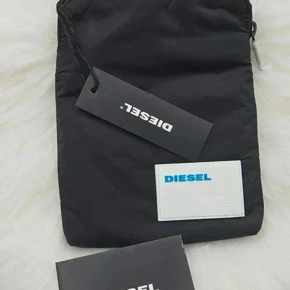 2 Diesel Black Discover Me Messenger Bag - Picture 10 of 12